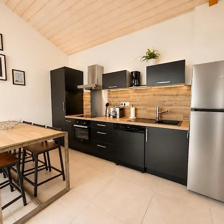 Le Vélodrome Maison Cosy Avec Jardin&terrasse * La Rochelle (Charente-Maritime)